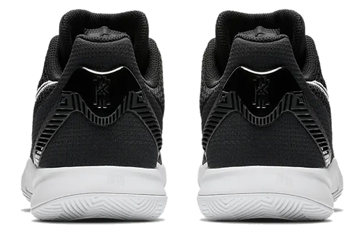 Кроссовки Nike Flytrap 2 Kyrie (черно-белые) — фото 4