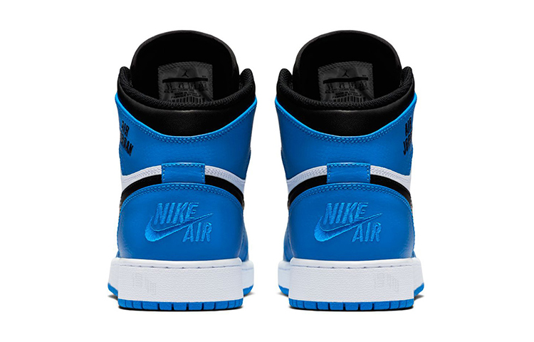 Женские кроссовки Jordan Air Jordan 1 Retro High OG (сине-белые) — фото 4
