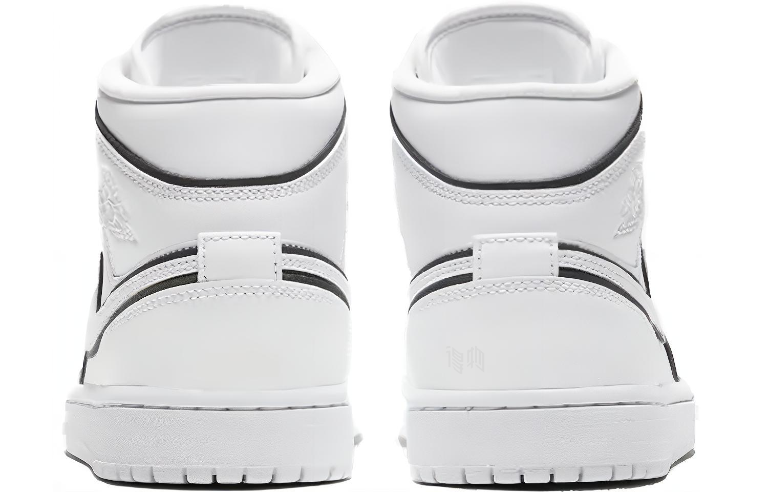 Женские кроссовки Jordan Air Jordan 1 Mid Se (черно-белый) — Чёрныйбелый — фото 5