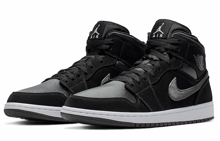 Мужские кроссовки Jordan Air Jordan 1 Mid SE (черный / серебристый / серый / белый) — Чёрный / серебристый / серый / белый — фото 2
