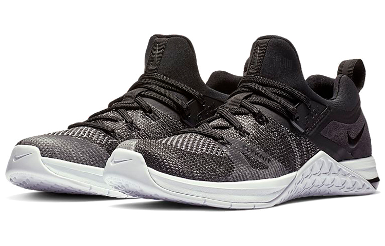 Кроссовки Nike Metcon (бело-черные) — фото 3