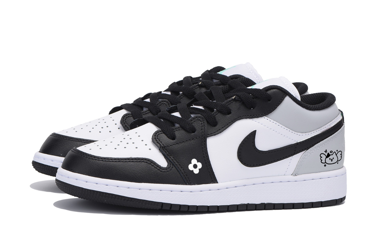 Jordan Air Jordan 1 Swaying Smoke Gray Abrasion Resistant Low top Vintage Basketball Shoes Men’s White Dark Gray