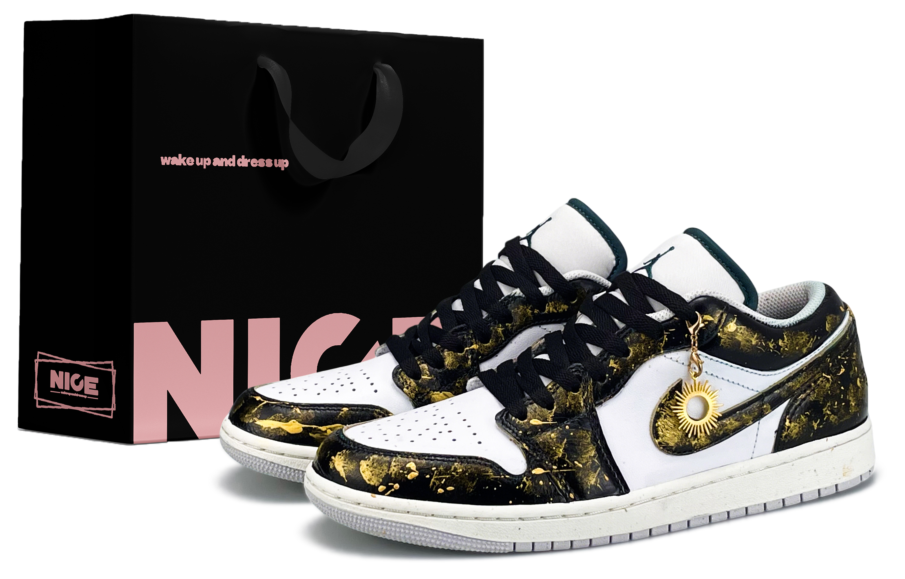 Jordan Air Jordan 1 Abrasion Resistant Abrasion Resistant Low top Vintage Basketball Shoes Men’s Black Gold