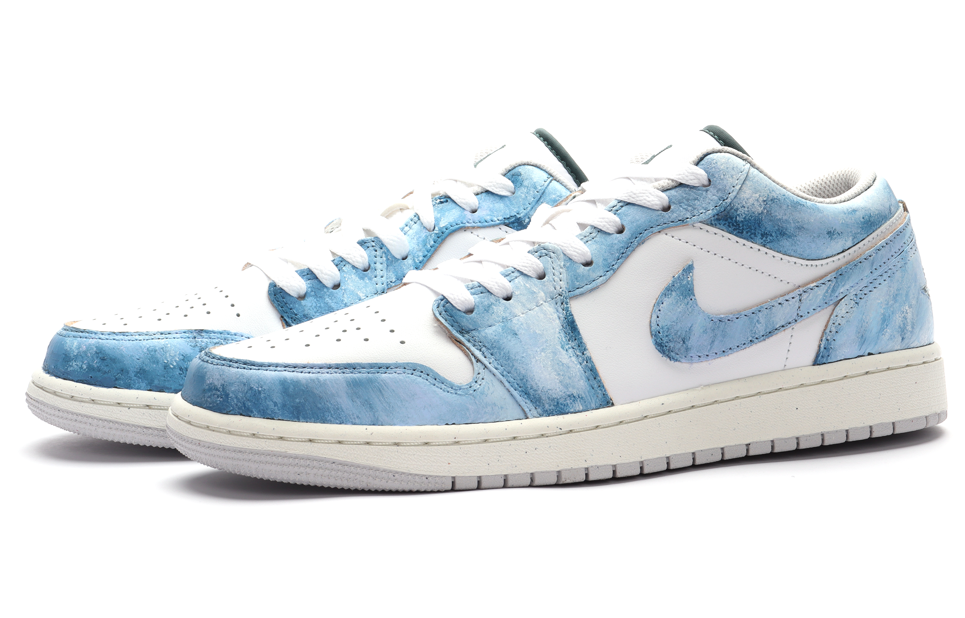 Jordan Air Jordan 1 Abrasion Resistant Low top Vintage Basketball Shoes Unisex Blue