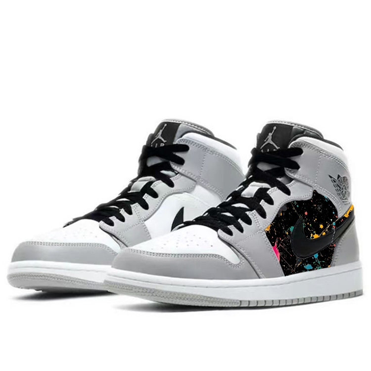 Jordan Air Jordan 1 Vintage Basketball Shoes Men’s Mid Top White/Gray