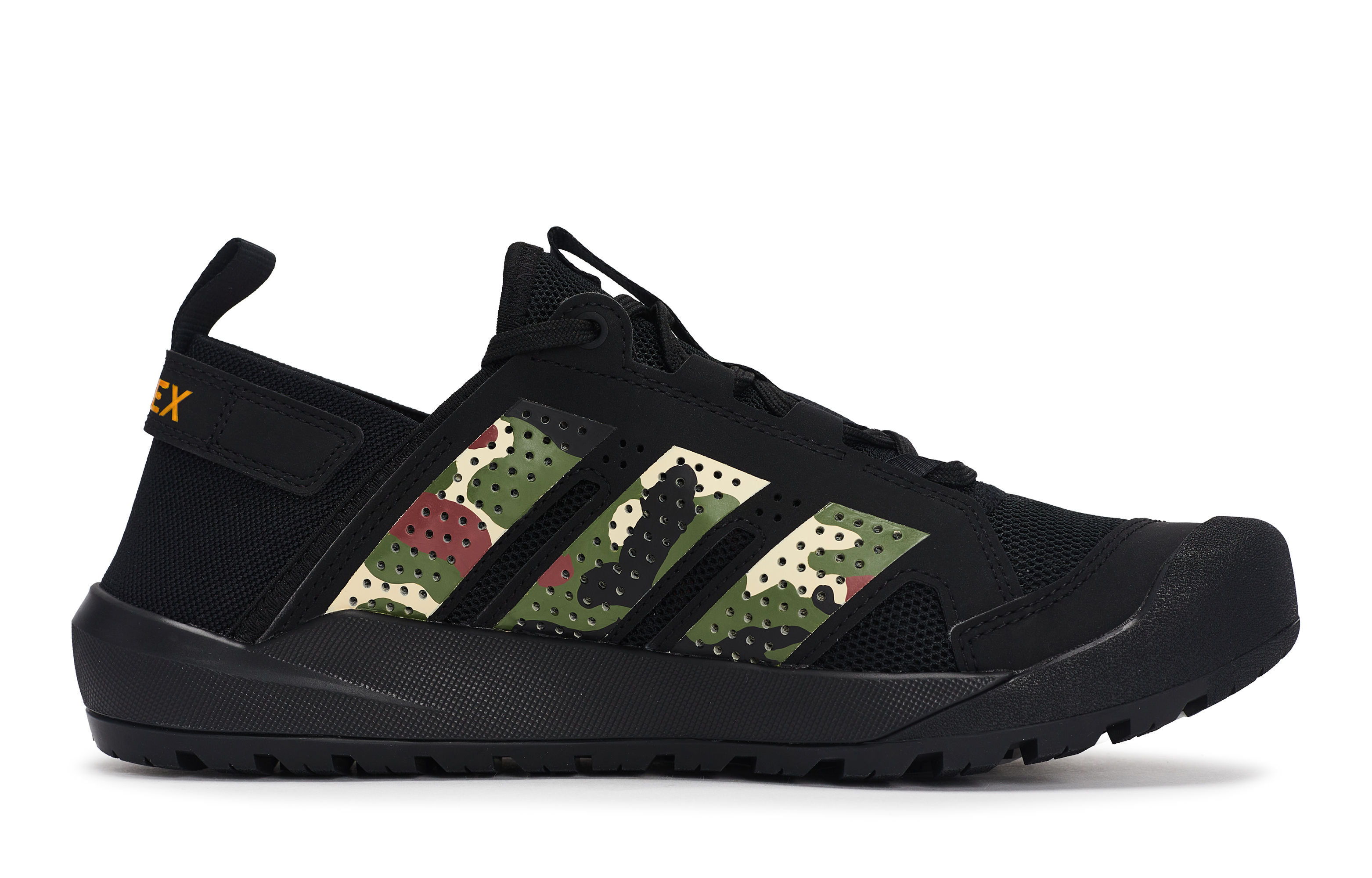 Adidas DAROGA 25 Mountaineering & Hiking Shoes Unisex Low Top Black/Brown/Green