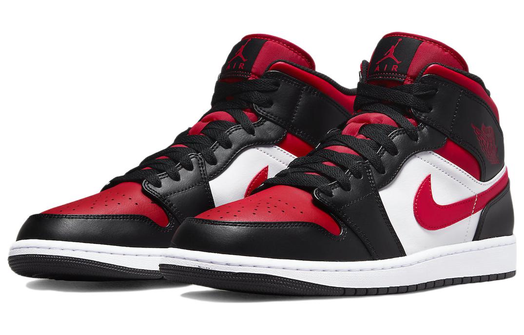 Air Jordan 1 Mid ‘Bred Toe’