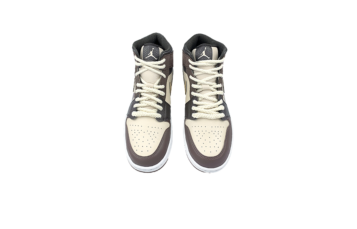 Jordan Air Jordan 1 Mid top Vintage Basketball Shoes Men’s Black Beige Brown