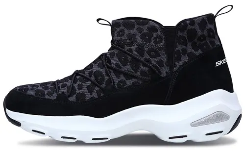 Skechers D'LITES Snow Boots Women's Low Top Black