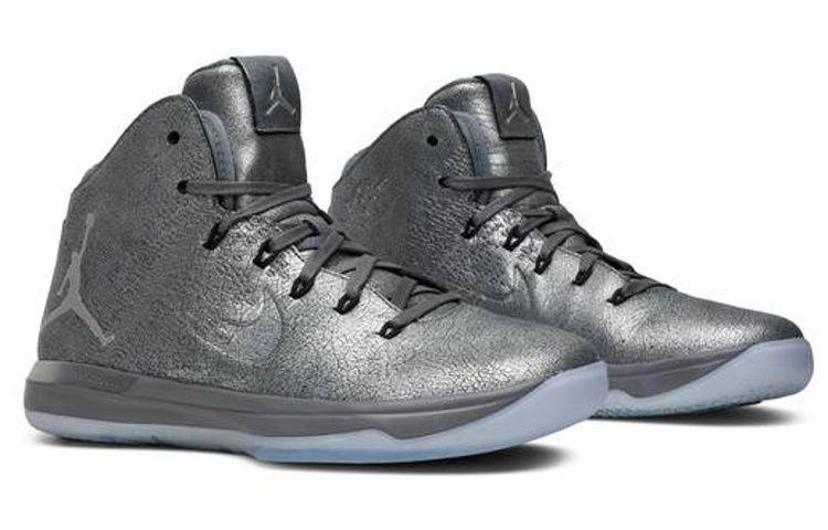 Мужские кроссовки Jordan Air Jordan 31 Battle Grey (серебристые) — фото 3