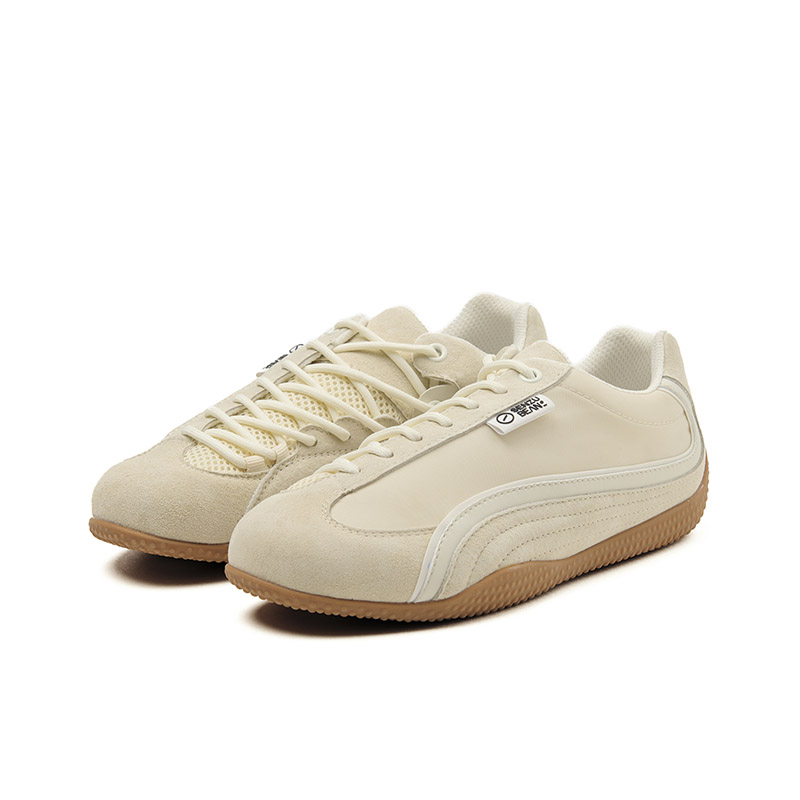 Senzubean Slip Resistant Abrasion Resistant Low top Racing Shoes Unisex Oat White