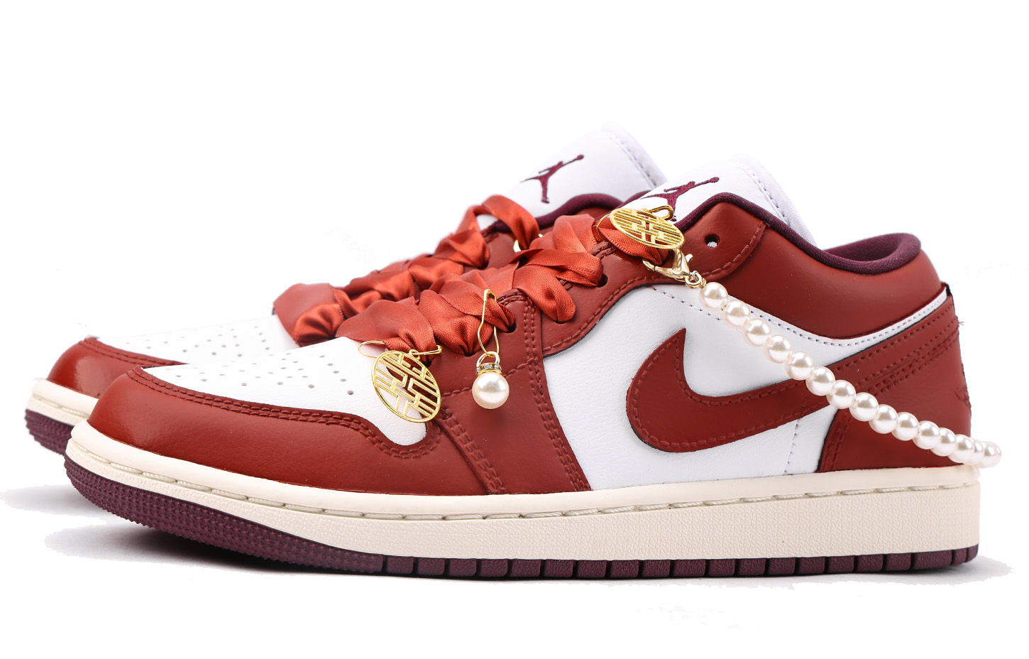Jordan Air Jordan 1 Slip Resistant Coverage Low top Vintage Basketball Shoes Women’s True Red