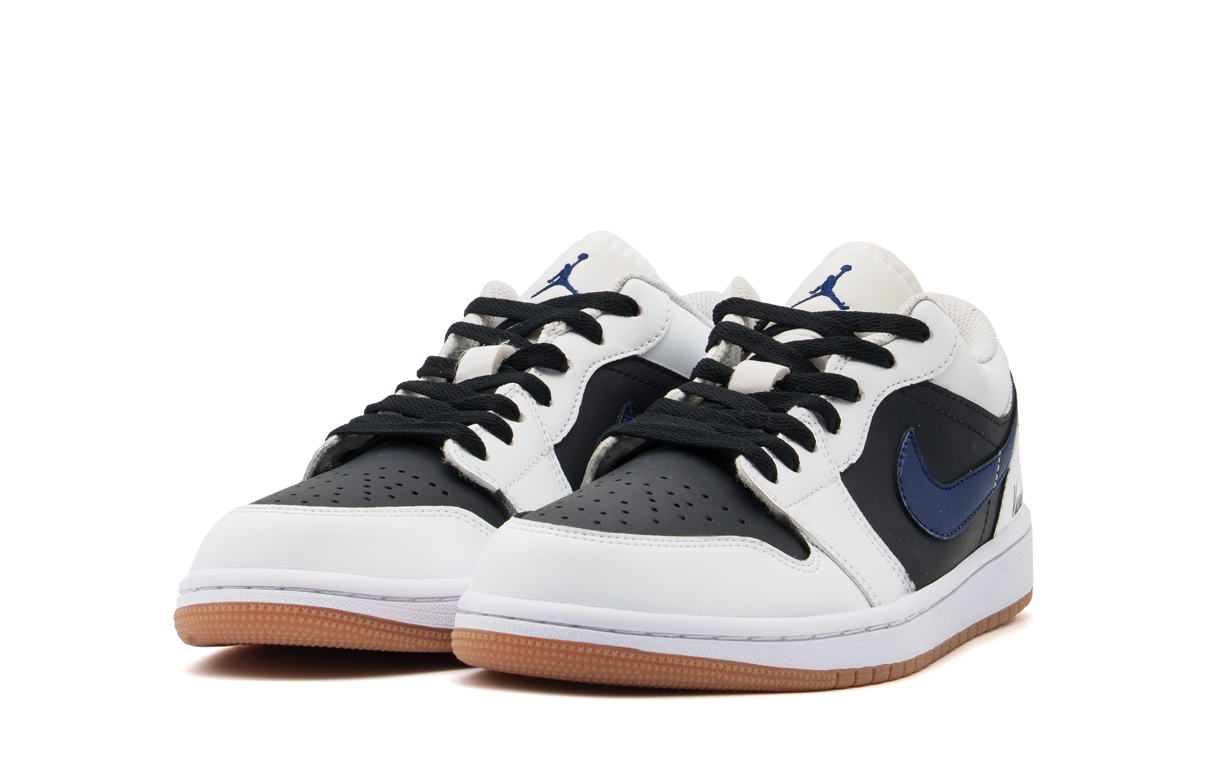 Jordan Air Jordan 1 Abrasion Resistant Low top Vintage Basketball Shoes Unisex Black White