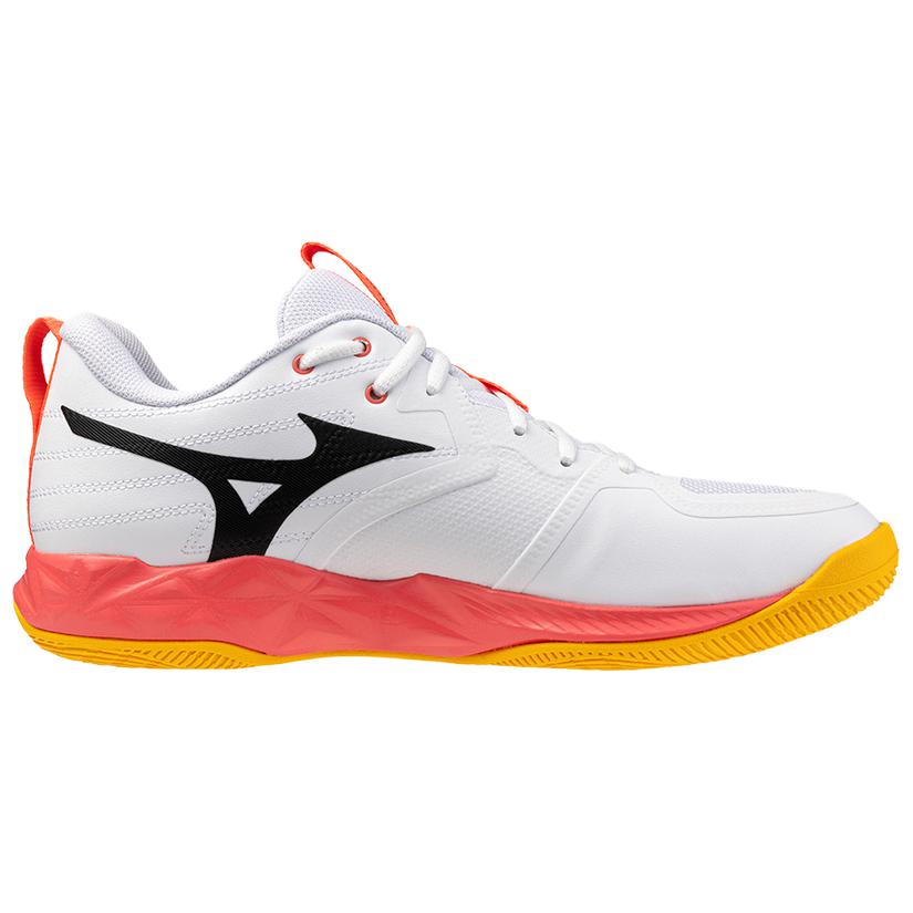 Mizuno WAVE MOMENTUM PRO Low top Training Shoes Unisex White