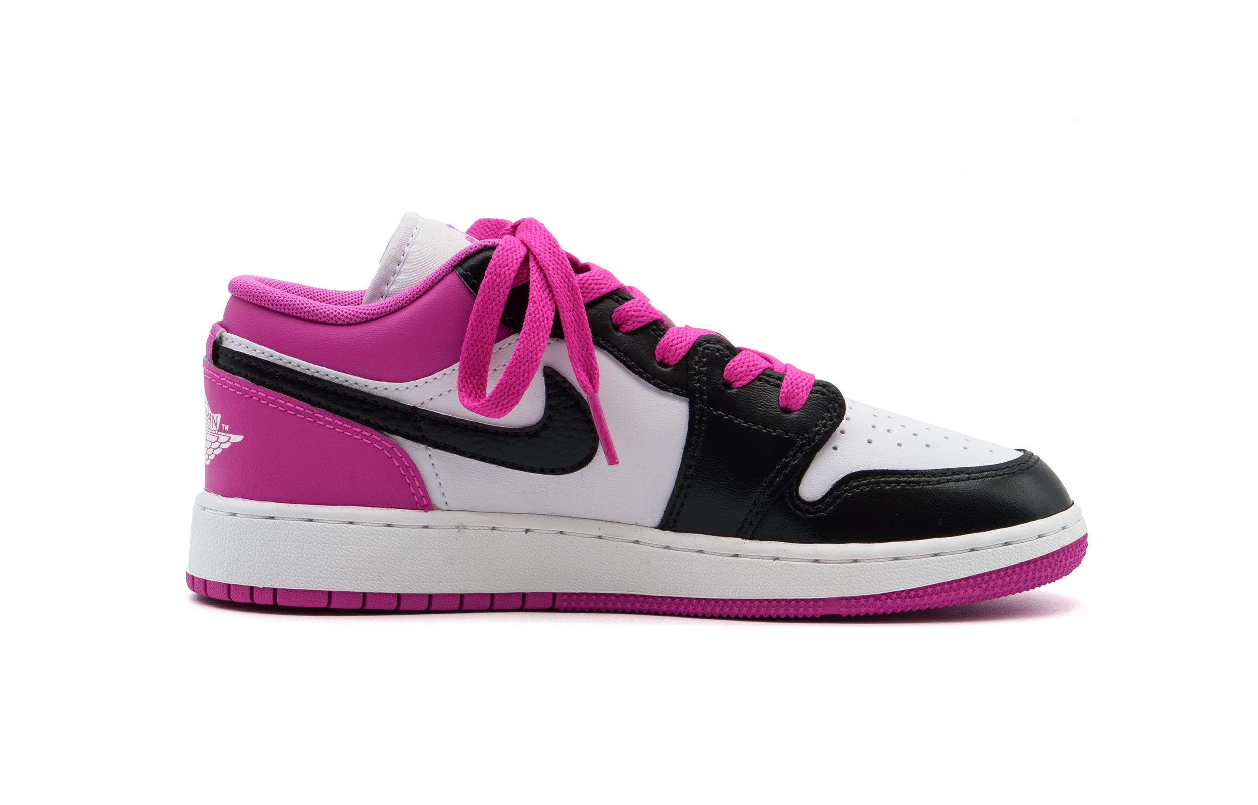 Jordan Air Jordan 1 Abrasion Resistant Abrasion Resistant Low top Vintage Basketball Shoes Women’s Black White Pink
