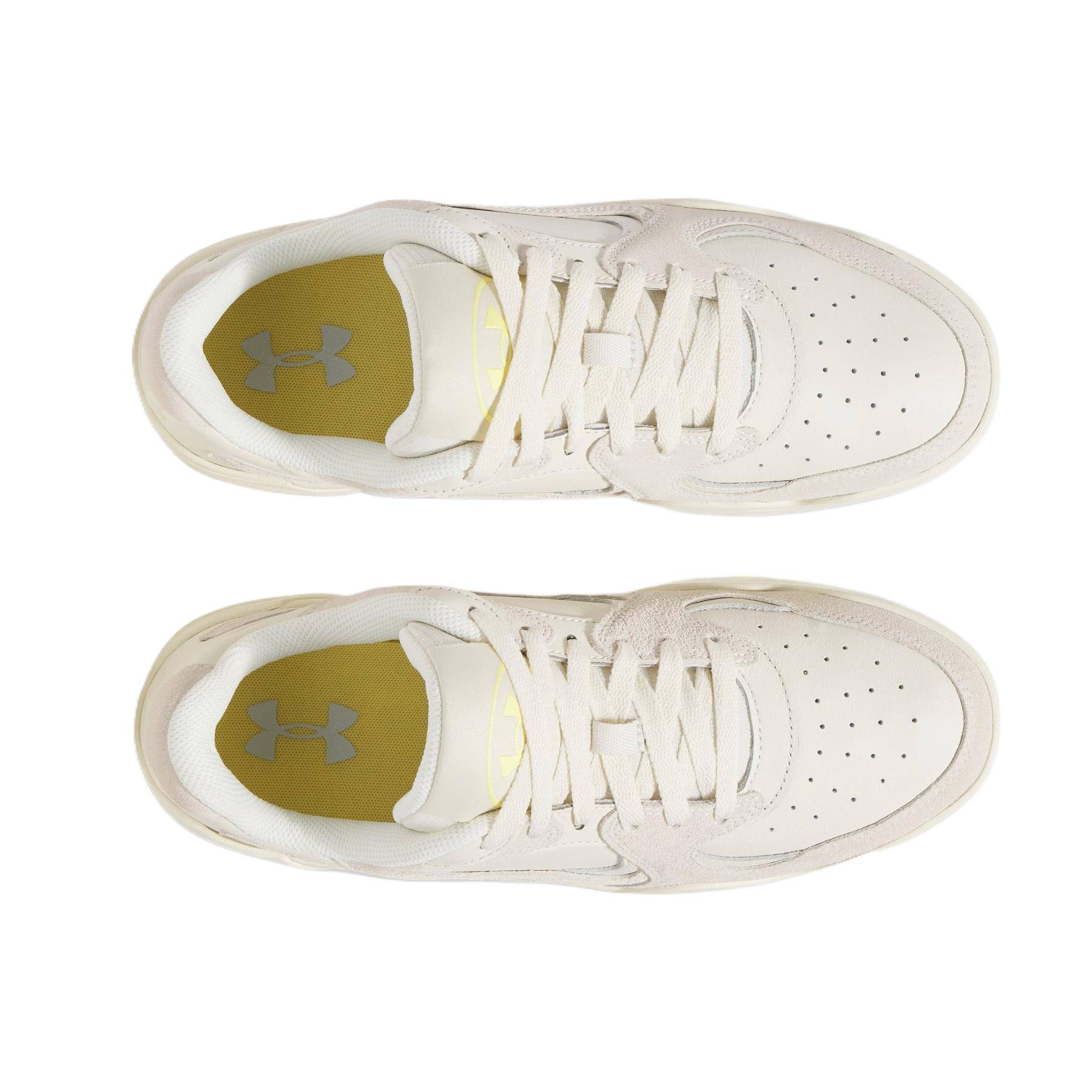 Under Armour Cushioning Low top Basketball Shoes Men’s White