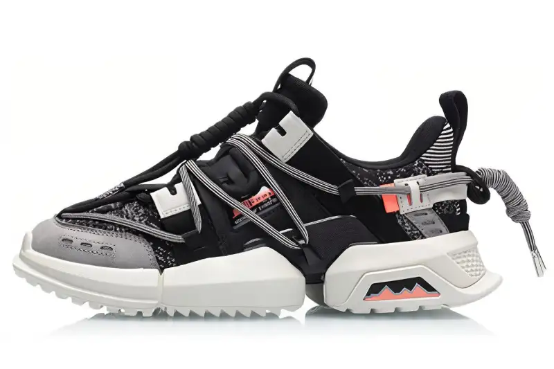 Li Ning Chunky Sneakers Women's Low Top Black/White