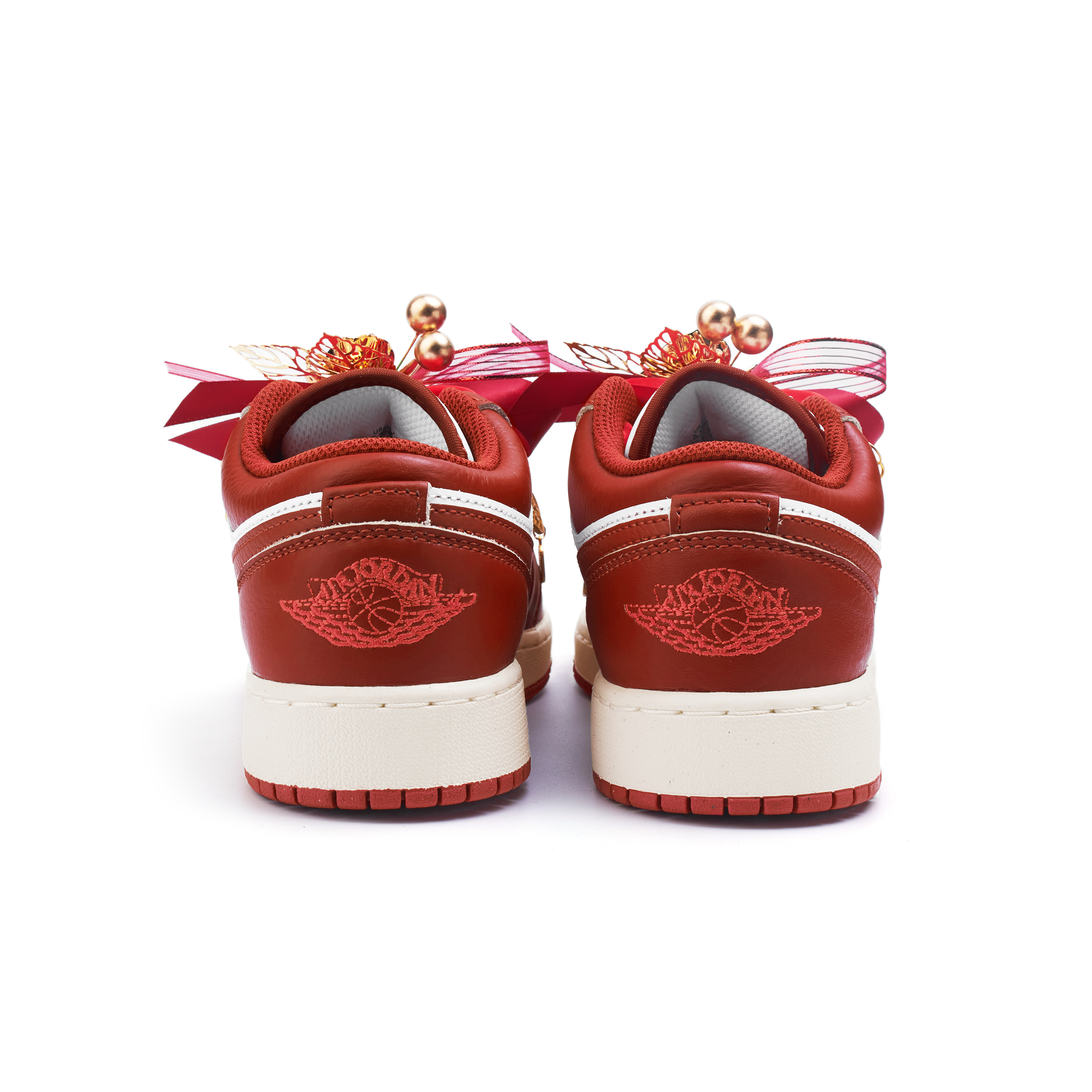 Jordan Air Jordan 1 Abrasion Resistant Slip Resistant Low top Vintage Basketball Shoes Women’s Red