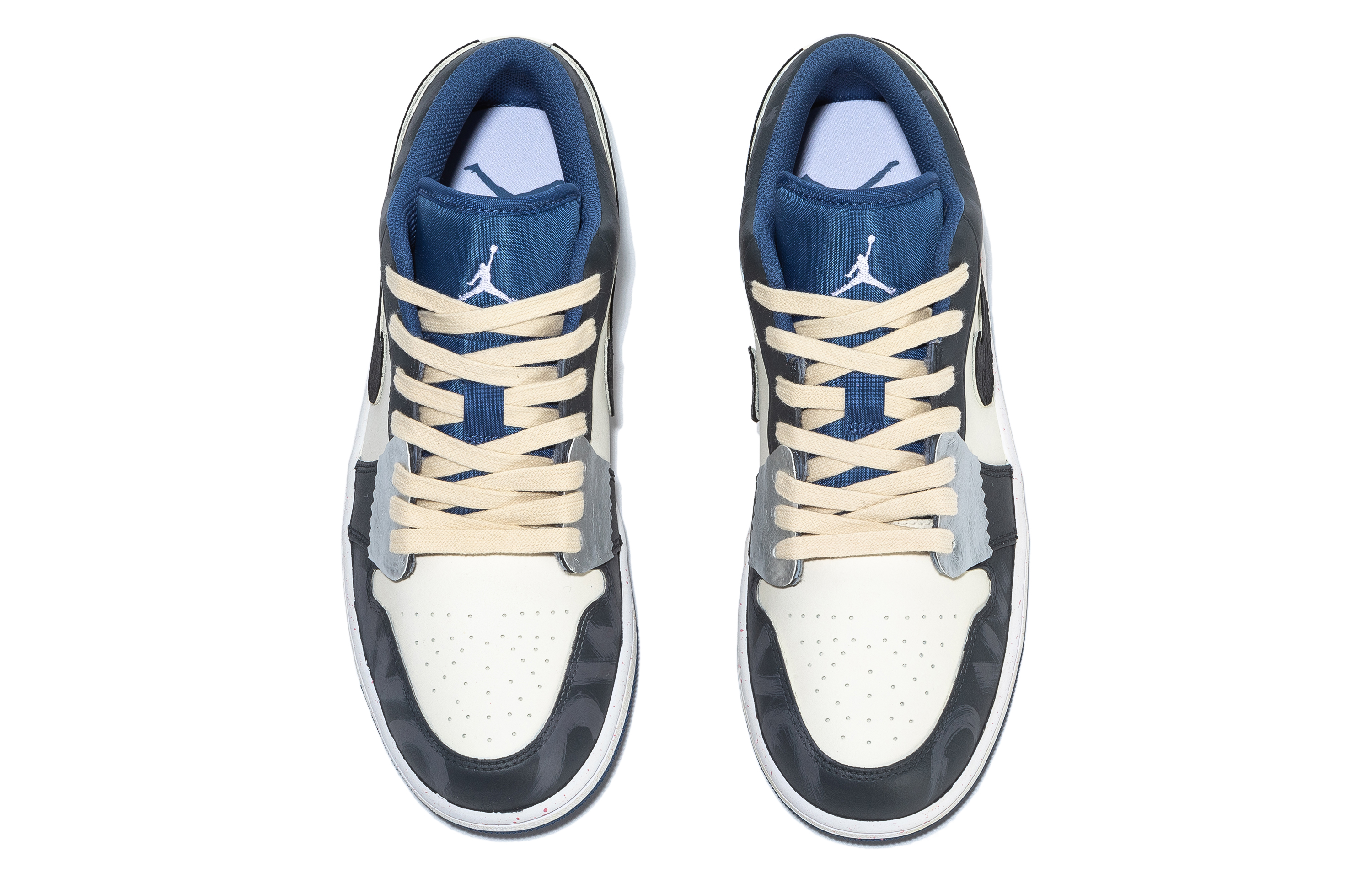 Jordan Air Jordan 1 Wearing Brocade At Night Slip Resistant Abrasion Resistant Low top Vintage Basketball Shoes Men’s