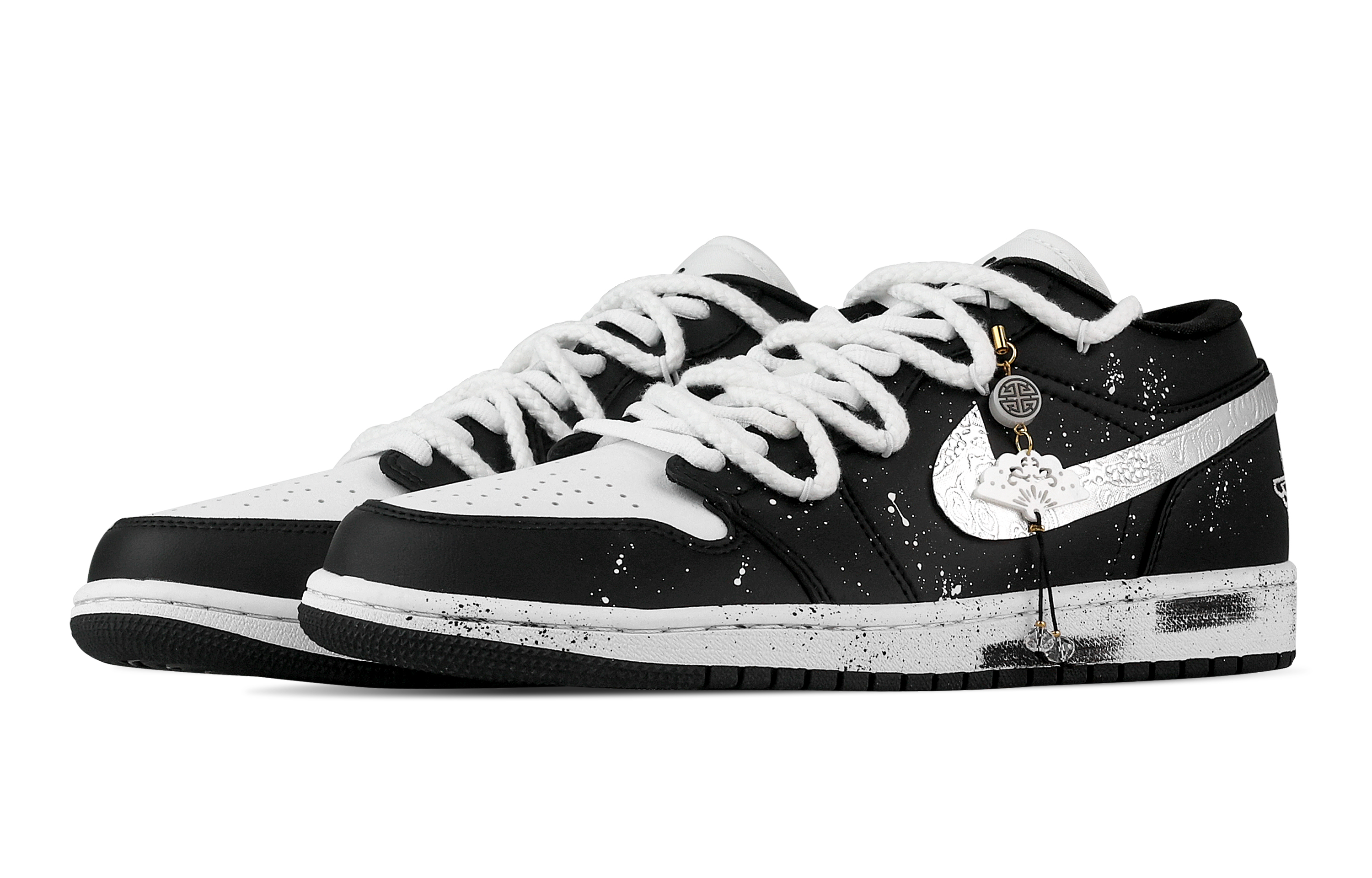 Jordan Air Jordan 1 Starry Sky Sparkling Heart Box Low top Vintage Basketball Shoes Unisex Black White