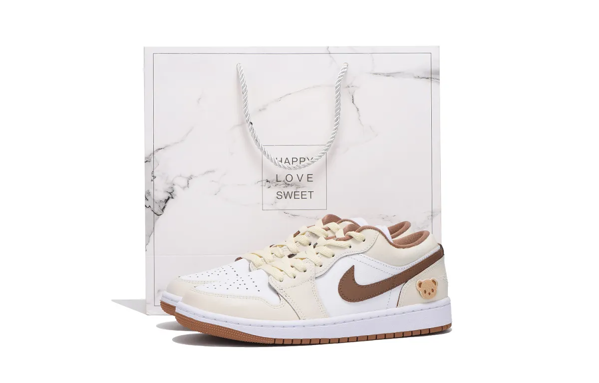 Jordan Air Jordan 1 Slip Resistant Abrasion Resistant Low top Vintage Basketball Shoes Unisex White Brown