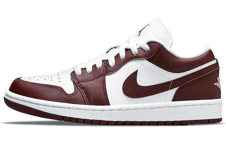 Женские кроссовки Jordan Air Jordan 1 low "team red" (бело-красные)