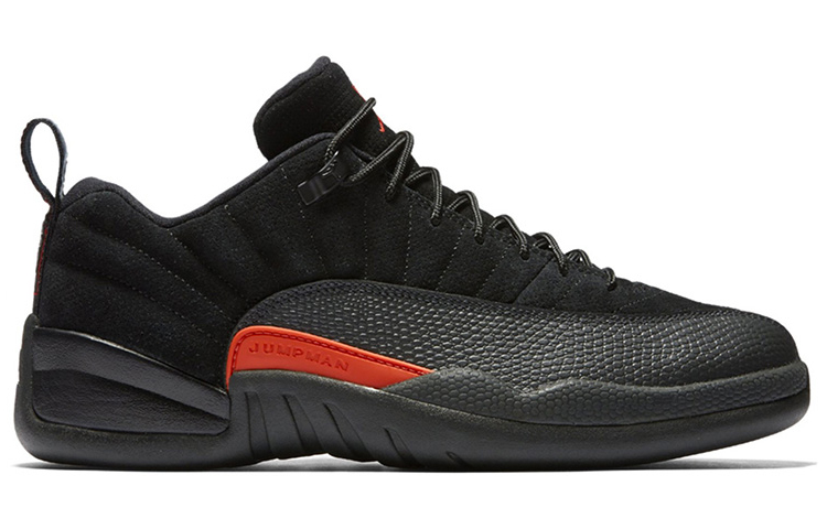 Мужские кроссовки Jordan Air Jordan 12 Low (черно-оранжевые) — фото 2