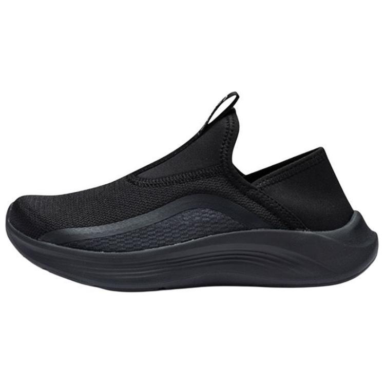 CHAOJIANTA Comprehensive Training Collection Slip Resistant Abrasion Resistant Low top Training Shoes Women's Black
