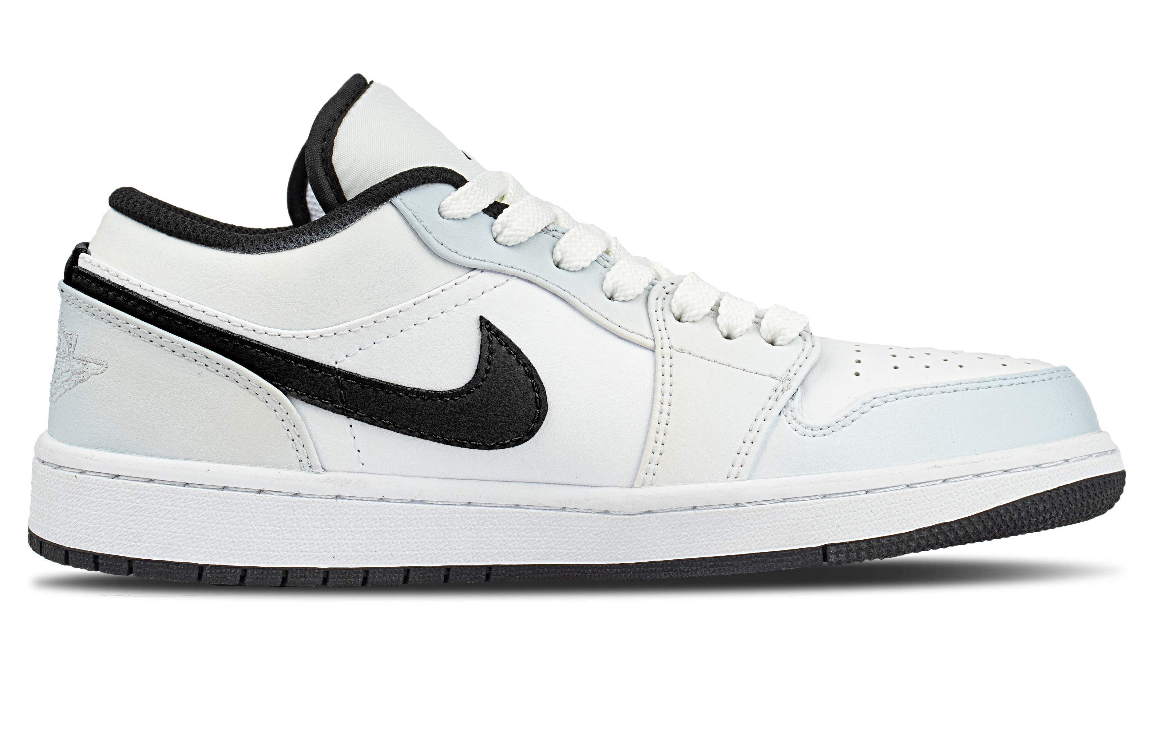 Jordan Air Jordan 1 Synthetic Leather Abrasion Resistant Low top Vintage Basketball Shoes Unisex Light Blue