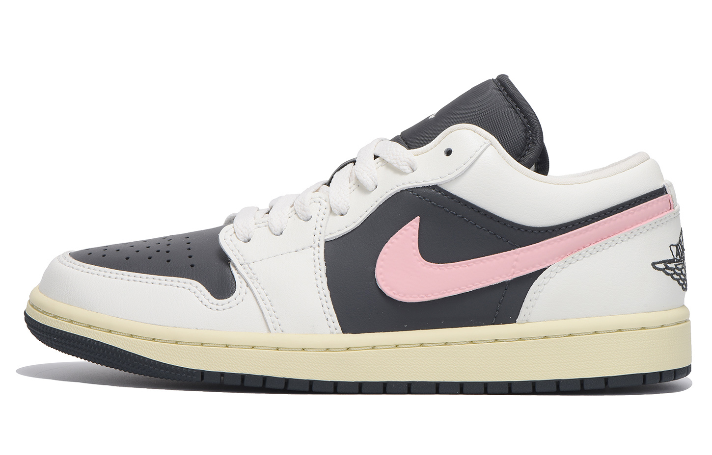 Jordan Air Jordan 1 Slip Resistant Coverage Slip Resistant Coverage Low top Vintage Basketball Shoes Women’s