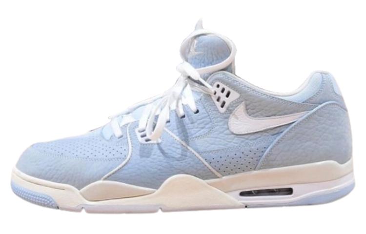 天蓝色