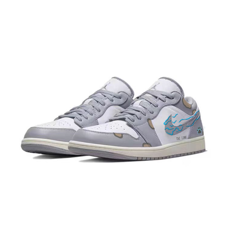 Jordan Air Jordan 1 Vintage Basketball Shoes Men’s Low Top White/Gray