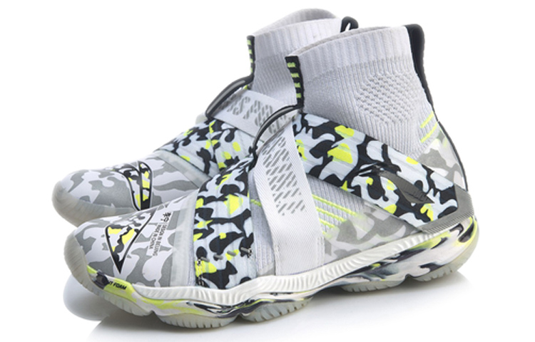 Li Ning Ranger 4 Fabric Slip Resistant Support Slip Resistant Support High top Badminton Shoes Women’s White