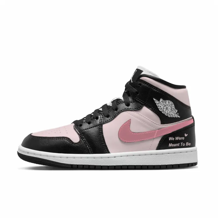 Jordan Air Jordan 1 Abrasion Resistant Lightweight Wear resistant And Lightweight Mid top Vintage Basketball Shoes
