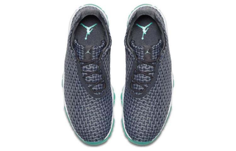 Jordan Future Low GS ‘Wolf Grey’