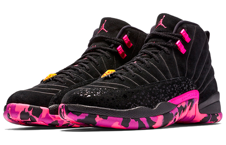 Мужские высокие кроссовки Jordan Air Jordan 12 Retro Doernbecher 2017 (черный / розовый) — Чёрный / розовый — фото 3