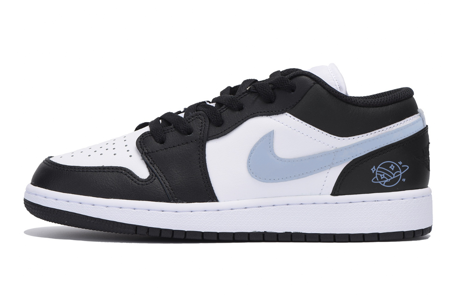 Jordan Air Jordan 1 Slip Resistant Abrasion Resistant Low top Vintage Basketball Shoes Men’s Black White Blue