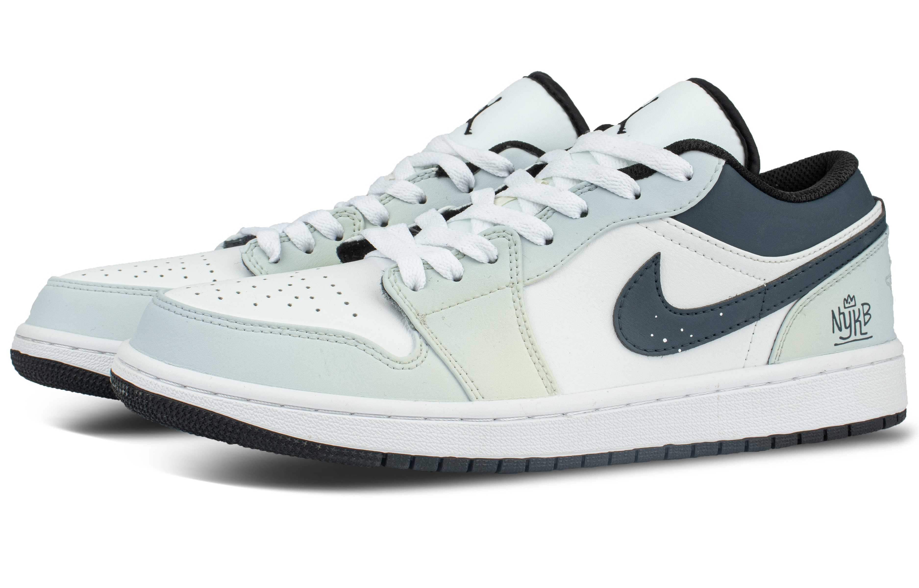 Jordan Air Jordan 1 Synthetic Leather Abrasion Resistant Low top Vintage Basketball Shoes Unisex White Green Blue