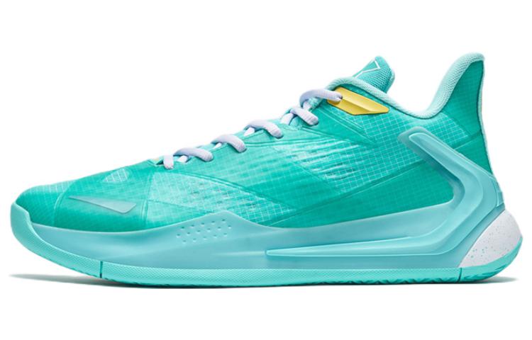 XTEP Lightning Low top Basketball Shoes Men’s Green