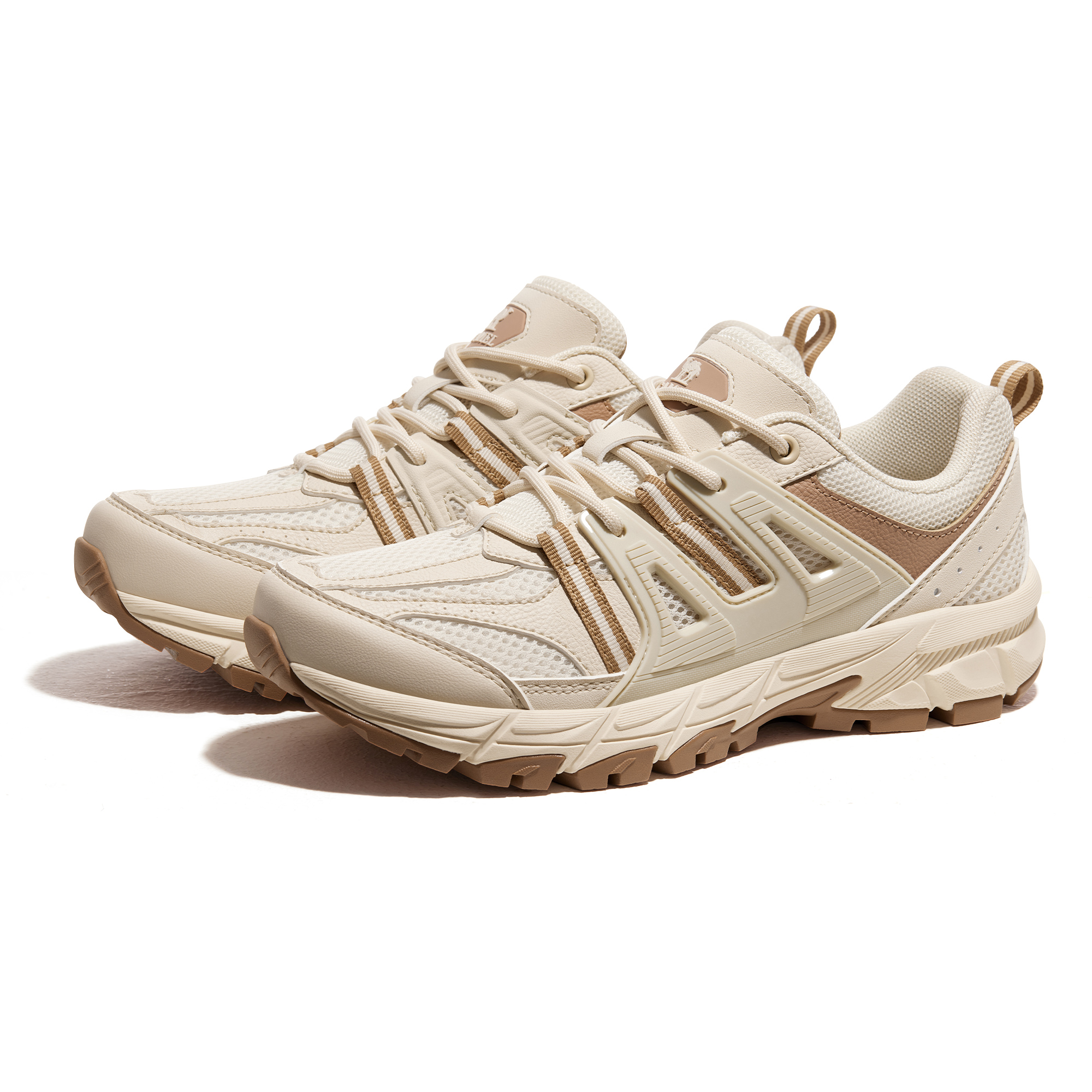 CAMEL Slip Resistant Abrasion Resistant Low top Mountaineering Shoes Women’s Beige