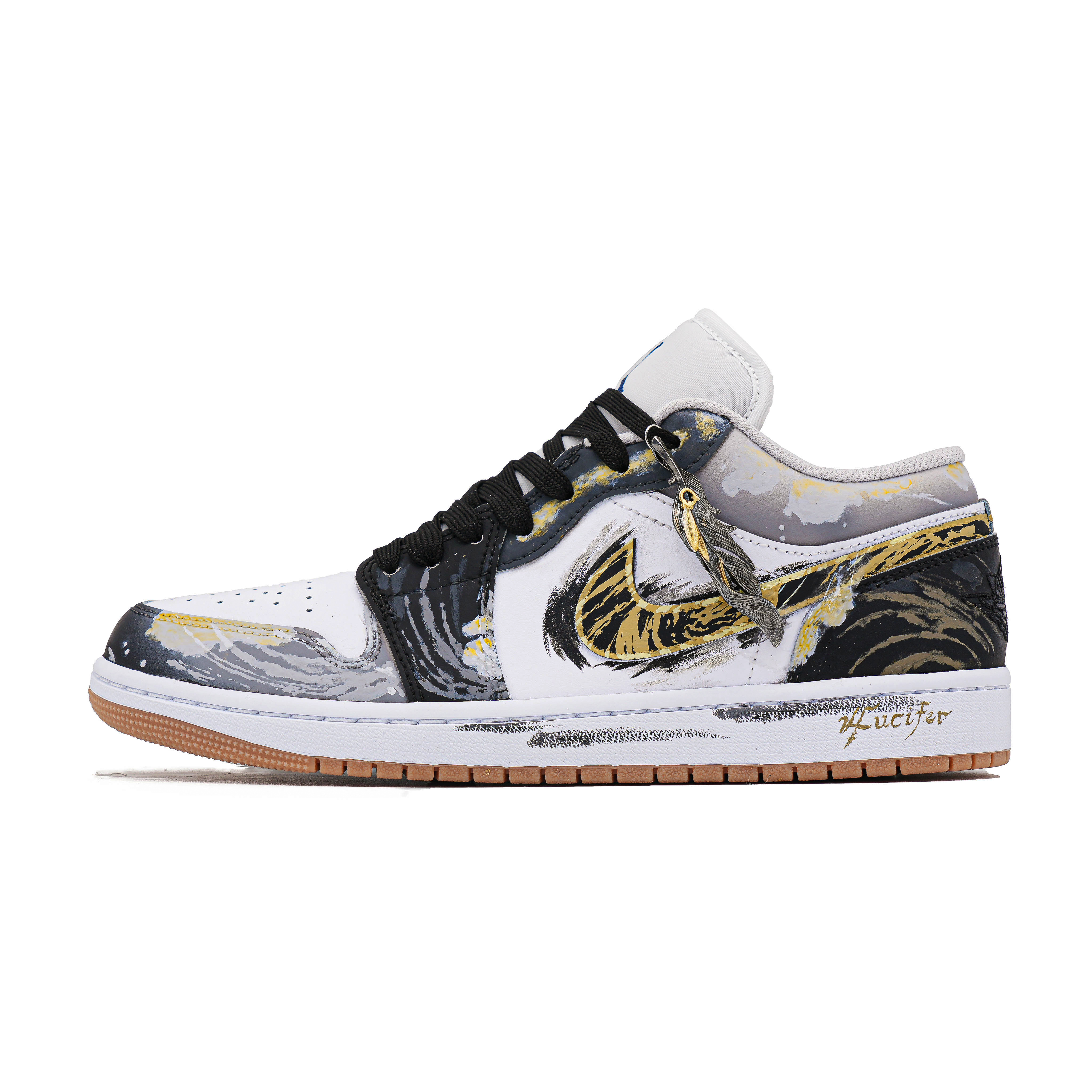 Jordan Air Jordan 1 Lucifer Abrasion Resistant Abrasion Resistant Low top Vintage Basketball Shoes Men’s Black Gold