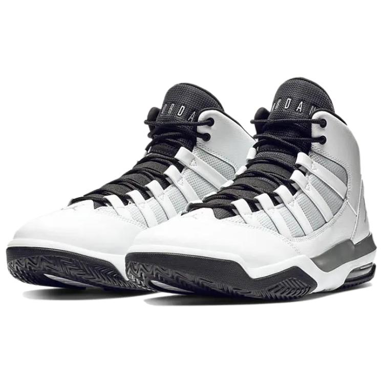 Jordan Max Aura White Metallic Silver Black
