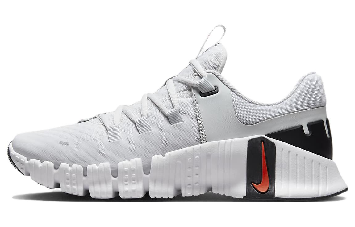 Nike Free Metcon 5 shock-absorbing and anti-slip low-top training shoes for women gray and white
