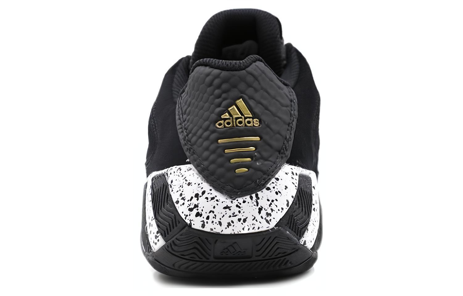 Adidas Regulate ‘Black’