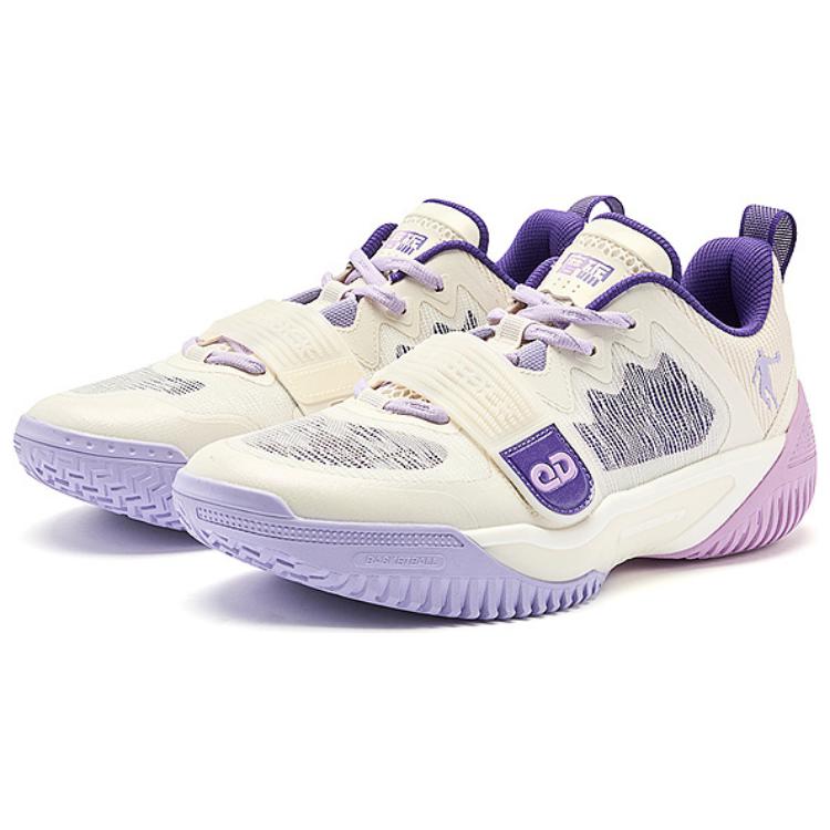 QIAODAN Polishing 6 Team Comfortable And Trendy Synthetic Leather Slip Resistant Abrasion Resistant Low top