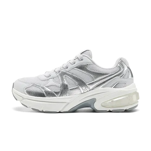 Skechers SHADOW Low top Chunky Sneakers Women's Gray Silver