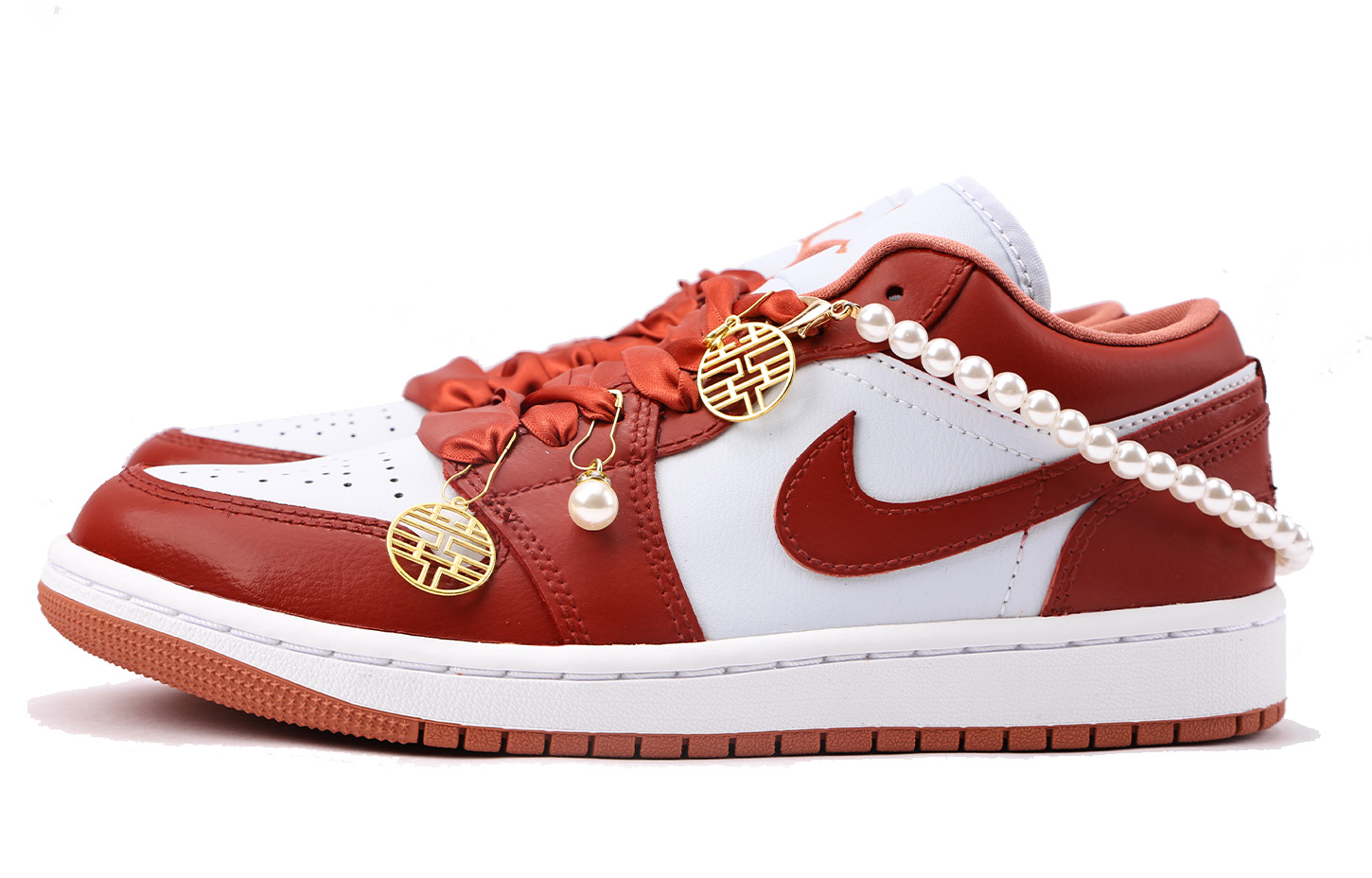 Jordan Air Jordan 1 Slip Resistant Coverage Low top Vintage Basketball Shoes Women’s True Red