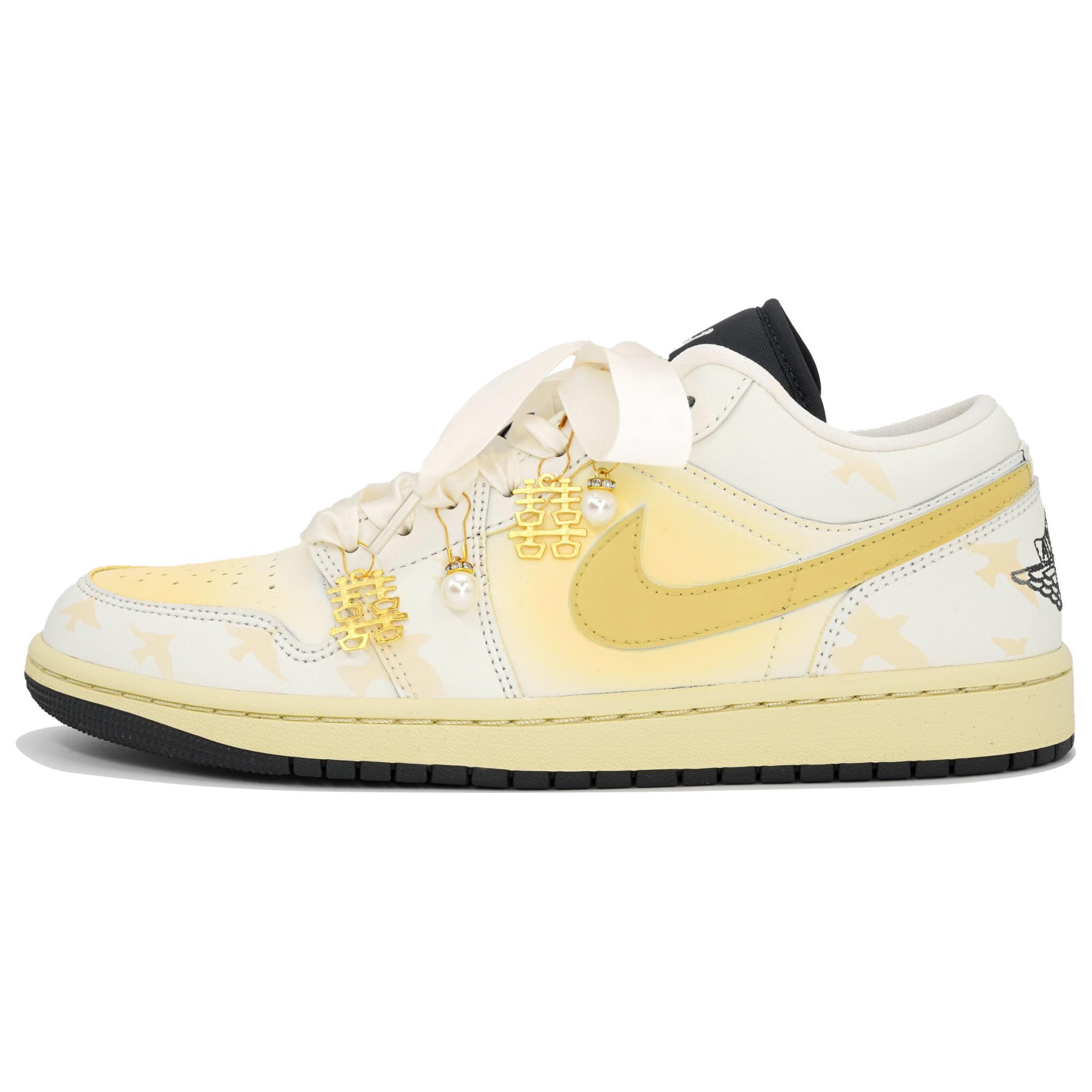 Jordan Air Jordan 1 Slip Resistant Abrasion Resistant Low top Vintage Basketball Shoes Women’s Beige Yellow
