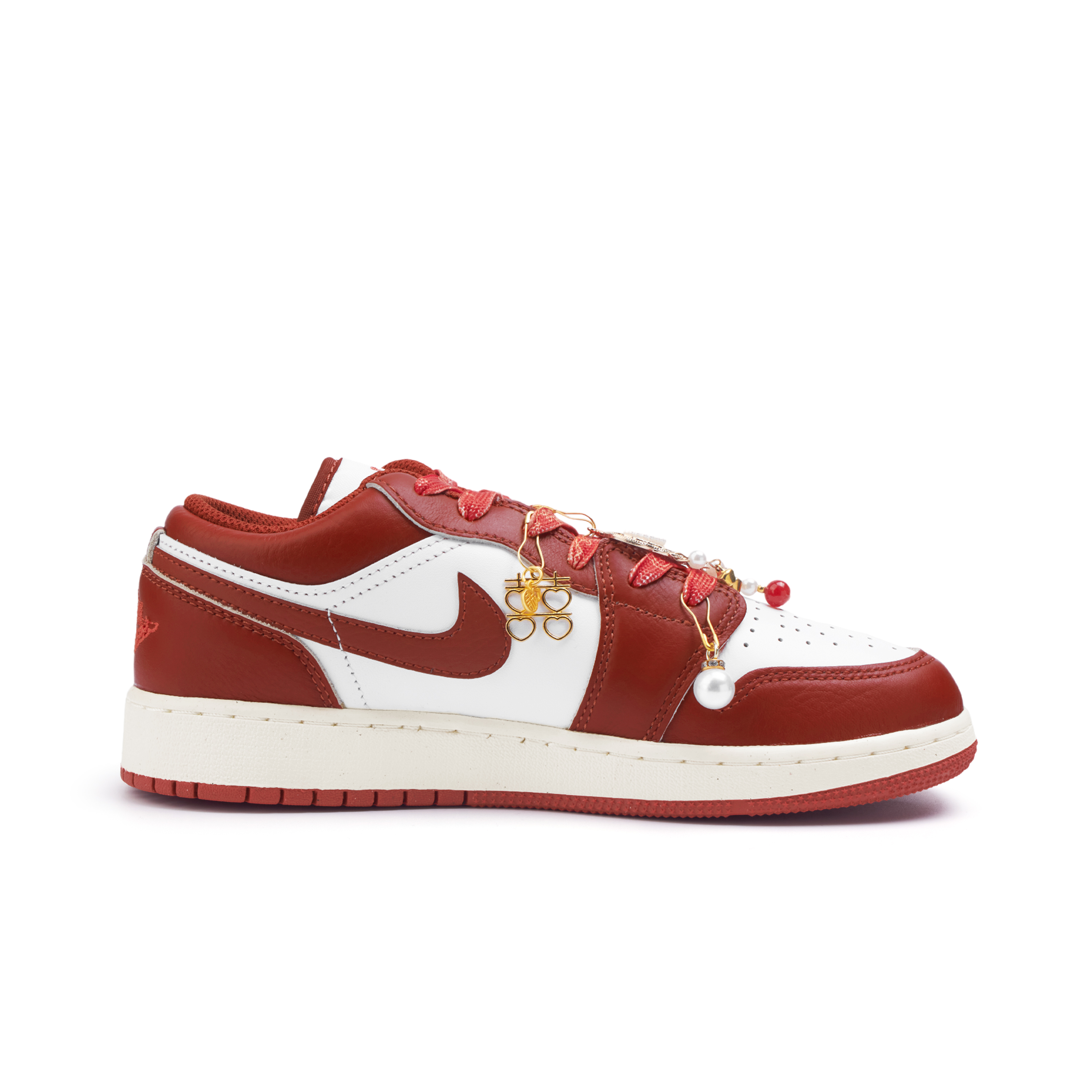 Jordan Air Jordan 1 Abrasion Resistant Slip Resistant Low top Vintage Basketball Shoes Women’s Red