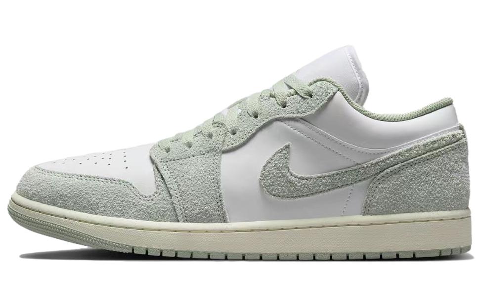 Мужские кроссовки Jordan Air Jordan 1 Low (бело-зеленые)